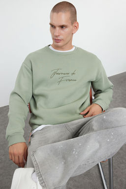 TRENDYOL MAN Tas Oversize/Genis Kesim Yaz? Nak?sl? Kal?n Ici Polar Sweatshirt TMNAW25SW00091 - Trendyolmilla фото 2