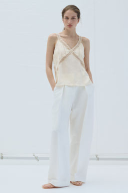 Top con jaretas e inserciones de encaje - H&m фото 6