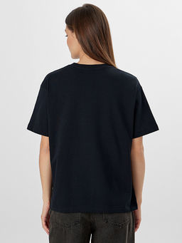 Футболка женская новогодняя черная с надписью Люмос максима - Mark formelle фото 2