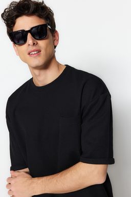 TRENDYOL MAN Siyah Oversize/Genis Kesim K?sa Kol Cepli Etiket Detayl? T-Shirt TMNSS23TS00077 - Trendyolmilla фото 17