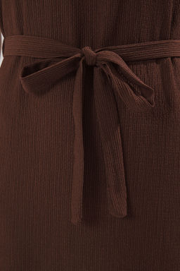 Kahverengi Burumcuk Kemer Detayl? S?f?r Kol Midi Orme Elbise TWOSS25EL00665 - Trendyolmilla фото 3