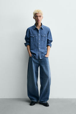 CAMISA DENIM BOLSILLOS / Azul medio
