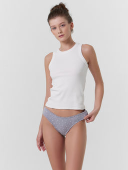 Цена за 2 штуки! Трусы женские слипы серые со снежинками снежинки на сером 412457