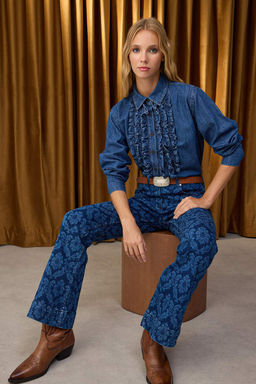 Ozel Koleksiyon Koyu Mavi Lazer Bask?l? Yuksek Bel Ispanyol Paca Flare Jeans TWOAW26JE00033 - Trendyolmilla фото 3