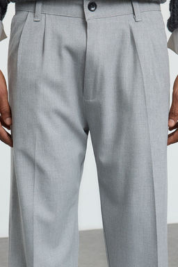 Gri Pileli Klasik Baggy Fit Kumas Pantolon TMNSS24PL00024