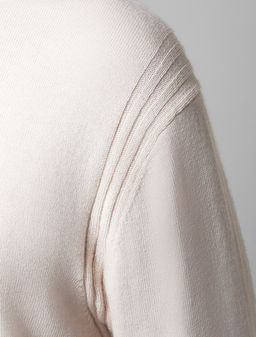 D34.199 Свитер женский бежевый меланж