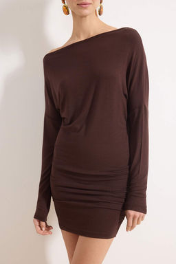 Kahverengi Asimetrik Yaka Bodycone/Vucuda Oturan Mini Orme Elbise TWOAW25EL00595