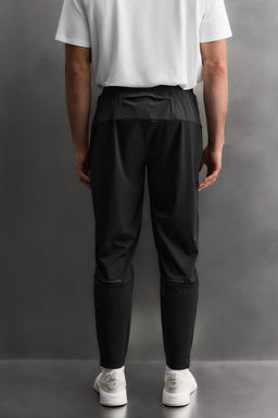 COLOUR BLOCK TECHNICAL TROUSERS - Zara фото 29