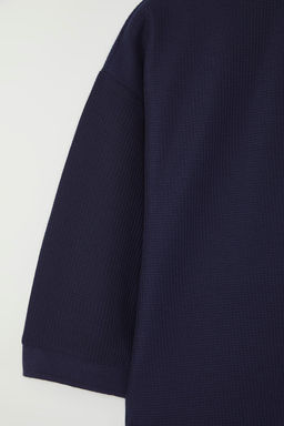 TRENDYOL MAN Lacivert Oversize/Genis Kesim Dokulu Polo Yaka T-shirt TMNSS25PO00003 - Trendyolmilla фото 15