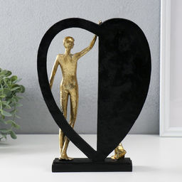 Фигурка полистоун Влюблённые у большого сердца, золото с чёрным, 20?4.5?27.5 см