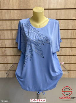 Футболка женская со стразами