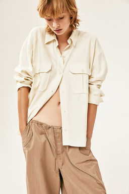Camisa cargo oversize en mezcla de lino