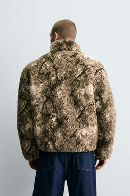 PRINTED FAUX SHEARLING JACKET - Zara фото 3