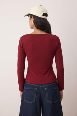 Trendyolmilla Siyah Pamuklu Esnek Kare Yaka Fitted/Vucuda Oturan Orme Bluz TWOAW24BZ00016 фото 4