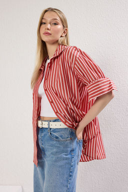 TRENDYOLMILLA Cok Renkli Cizgili Oversize Genis Kal?p Gomlek TWOSS25GO00111