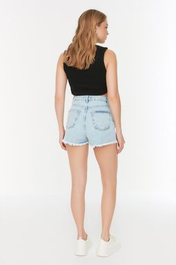 Ac?k Mavi Y?rt?kl? Yuksek Bek Mini Denim Sort TWOSS22SR00047