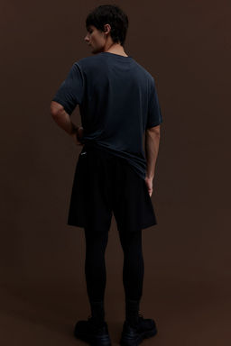 Pantalon corto de correr de doble capa en DryMove