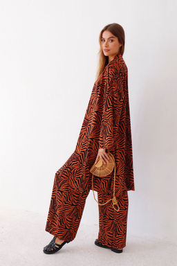 9338 Костюм из кимоно и брюк-палаццо терракотовый с принтом - Martichelli фото 8