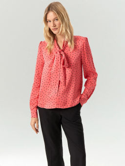 ЕМКА / Блузка с воротником-бантом из 100% вискозы - Emka фото 3