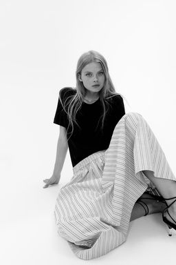 Falda evase en popelina