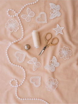 Цена за 3 шт. Аппликация для одежды «Звезда» кружевная, d=4 см, 10 шт., белая