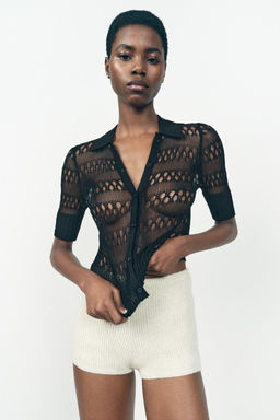 OPEN KNIT POLO TOP