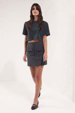 Trendyolmilla Antrasit Fermuarl? ve Cep Detayl? Can Kesim Mini Etek TWOSS25ET00150 фото 2