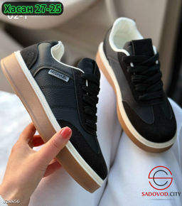 Кроссовки женские весенние