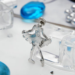 Цена за 2 шт. Брошь «Балеринка», бело-сапфировая в серебре