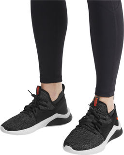 Кроссовки женские