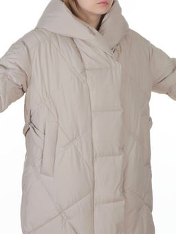 8870 LT. BEIGE Пальто зимнее женское оверсайз (200 гр. холлофайбер)