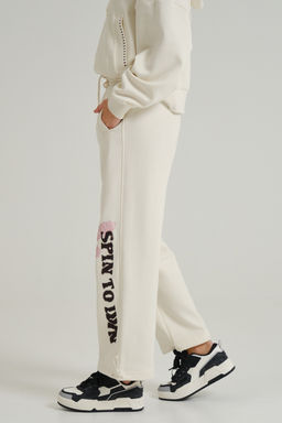 Брюки трикотажные утепленные Белый