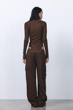 WASHED-EFFECT CARGO TROUSERS WITH ZIPS - Zara фото 5