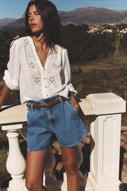 HIGH-WAIST Z1975 PAPERBAG DENIM BERMUDA SHORTS