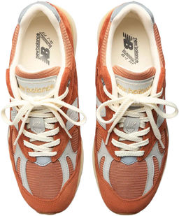Кроссовки взрослые