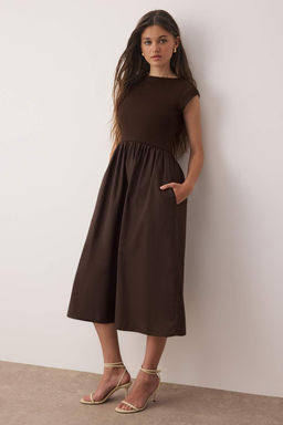 Kahverengi Ustu Esnek Fitilli Alt K?sm? Genis Terrycotton Kontrast Dokuma Elbise - Trendyolmilla фото 6