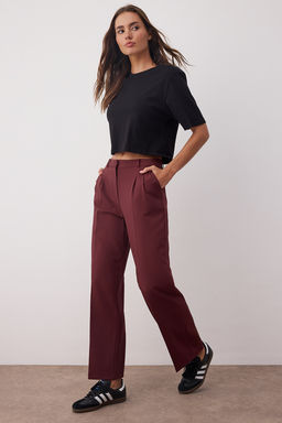 Bordo Limited Edition Straight/Duz Kesim Pilili Dokuma Kumas Pantolon TWOAW23PL00401