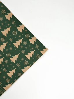 Упаковочная бумага в наборе с ножницами и верёвкой, «Новый год: Зимняя история», рулон 0.68 × 7 м