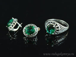 Кольцо Серьги с цирконом искусственным, цв.зеленый размер 18