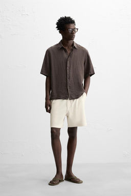 TEXTURED JOGGER BERMUDA SHORTS