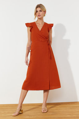 Kiremit Kruvaze F?rf?r Detayl? Keten Gorunumlu Midi Dokuma Elbise TWOSS24EL00071