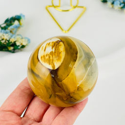 Шар из Яшмы "Мукаит"