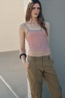 TOP TIRANTES ENCAJE / Rosa pastel
