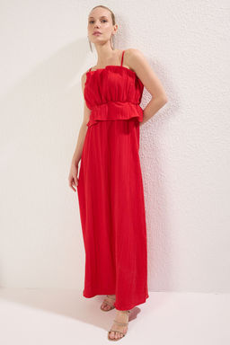 TRENDYOLMILLA K?rm?z? A-Kesim Dantel Dokuma S?k Maxi Abiye & Mezuniyet Elbise TPRSS25AE00091