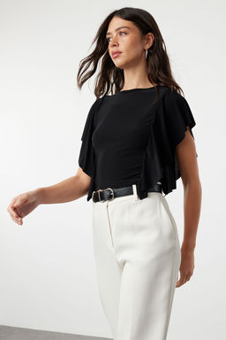 Trendyolmilla Siyah Kollar? F?rf?r Detayl? Bisiklet Yaka Esnek Orme Bluz TWOSS24BZ00636