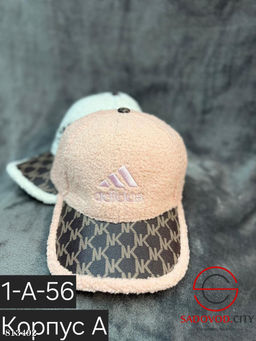 Зимняя женская кепка с вышивкой - Bruno фото 2