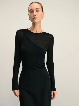 Лонгслив с декоративным узлом / Zarina