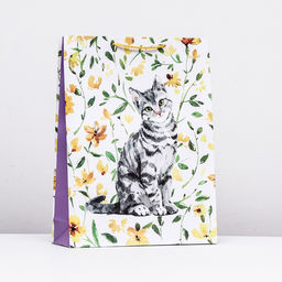 Пакет подарочный Котик в цветах, 33 х 42,5 х 10 см