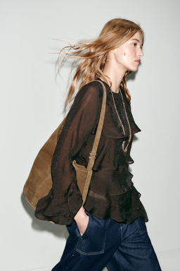 ASYMMETRIC LEATHER BUCKET BAG - Zara фото 9