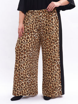 Костюм брючный KO06507LEO01